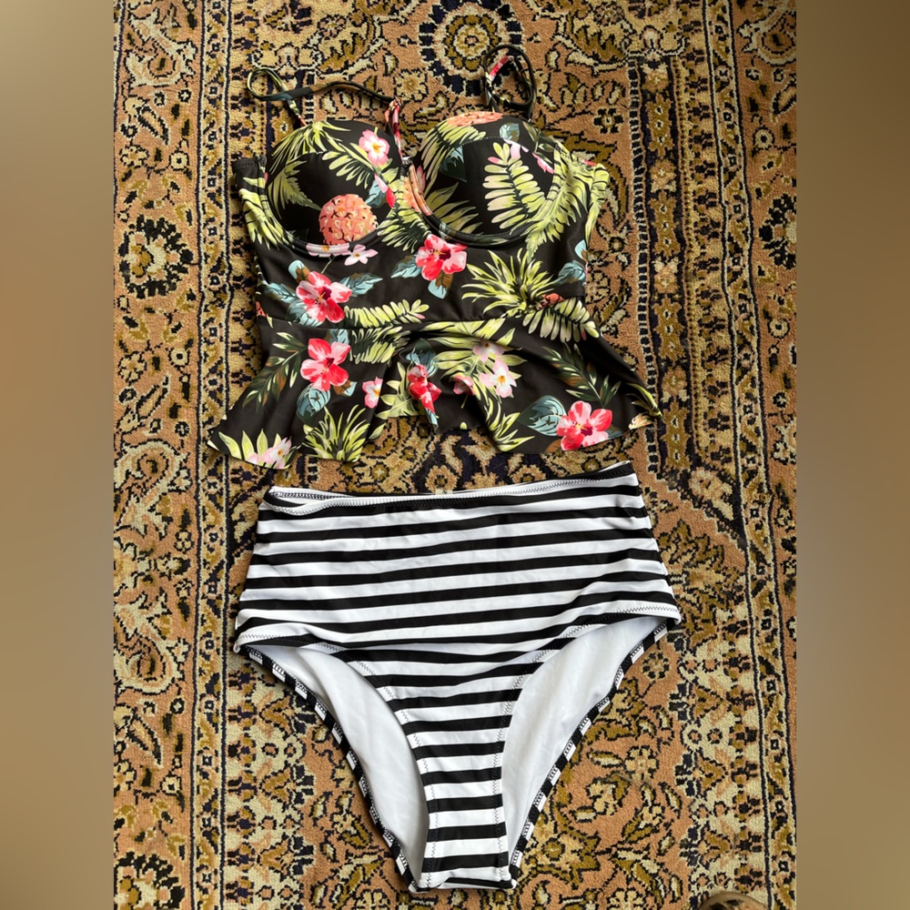 Cupshe Black and White Striped Floral Two Piece Swimsuit